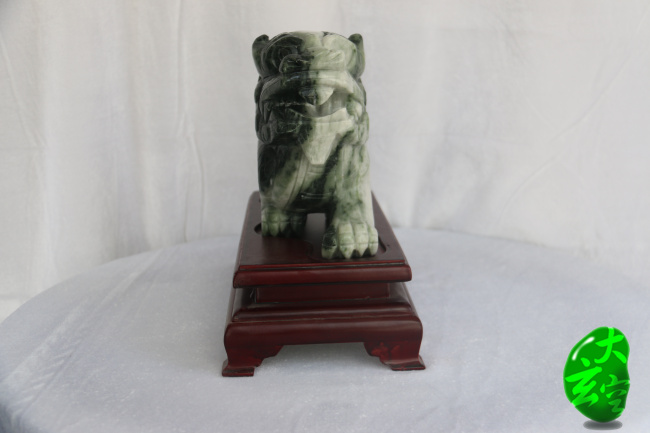 負(fù)屃 大：68000￥ ?。?8000￥